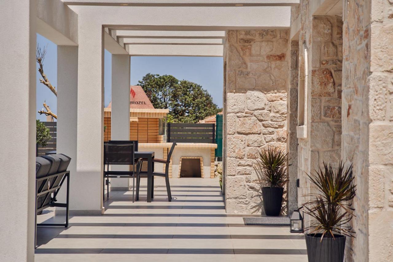 Mouzaki'S Stone Villas Волиме Экстерьер фото